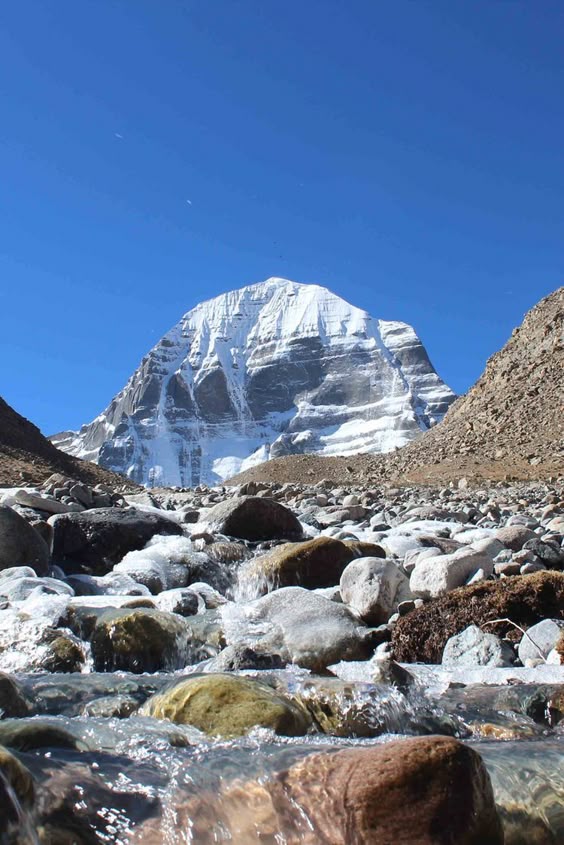 Kailash Mansarovar Yatra by helicopter