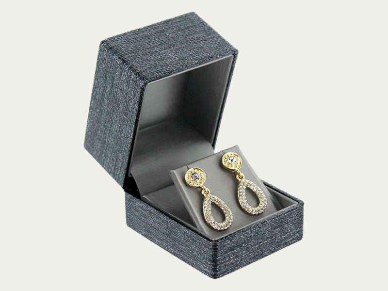 Elegant Earring Boxes for Jewelry Display and Storage