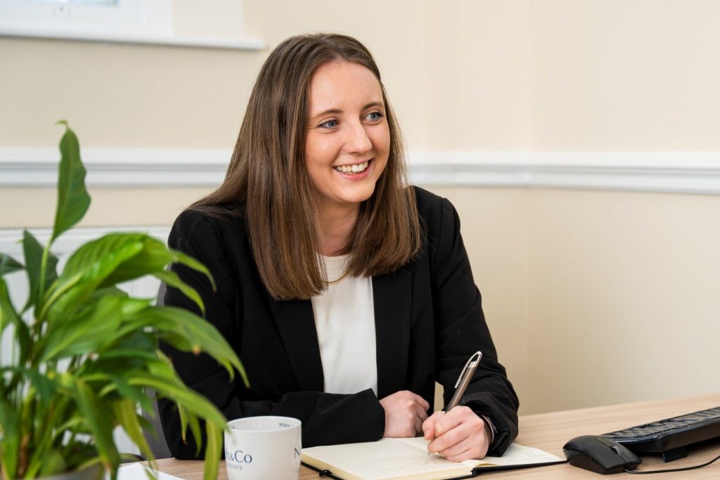 Employment Solicitor Jobs in the UK: Everything You Need to Know to Build a Rewarding Career